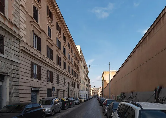 Guesthost - San Giovanni In Laterano Dazzling Daire *